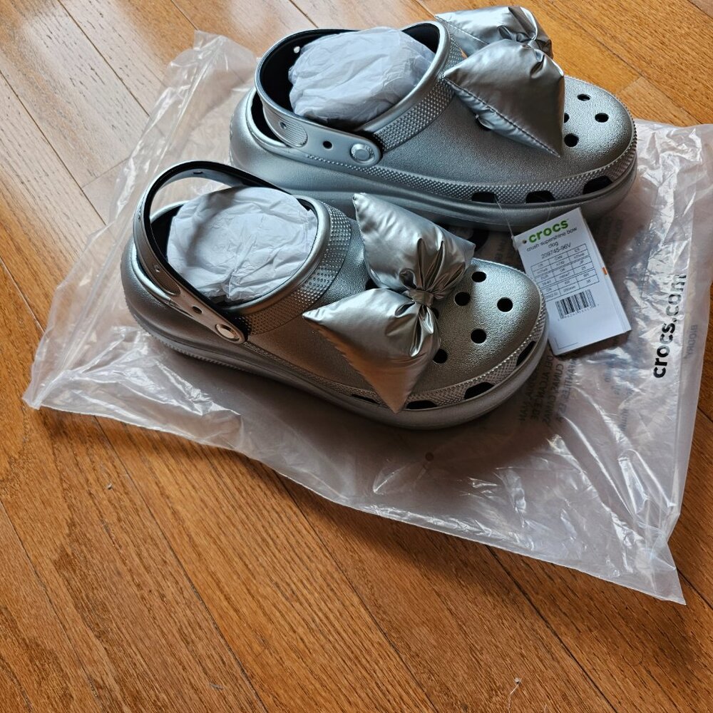 CROCS CRUSH SUPERSHINE BOW CLOGS - Picture 4 of 5
